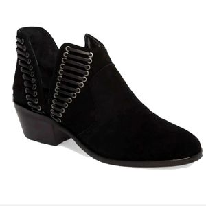 Vince Camuto Pevista Black Booties Ankle 7